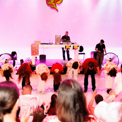 Bailaluz-Performances-Levi Baruch-0013.jpg